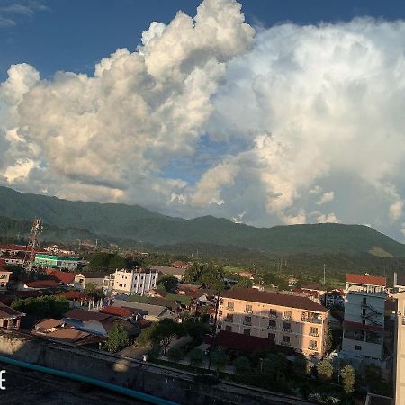 Vang Vieng Mountain View Hotel Bagian luar foto