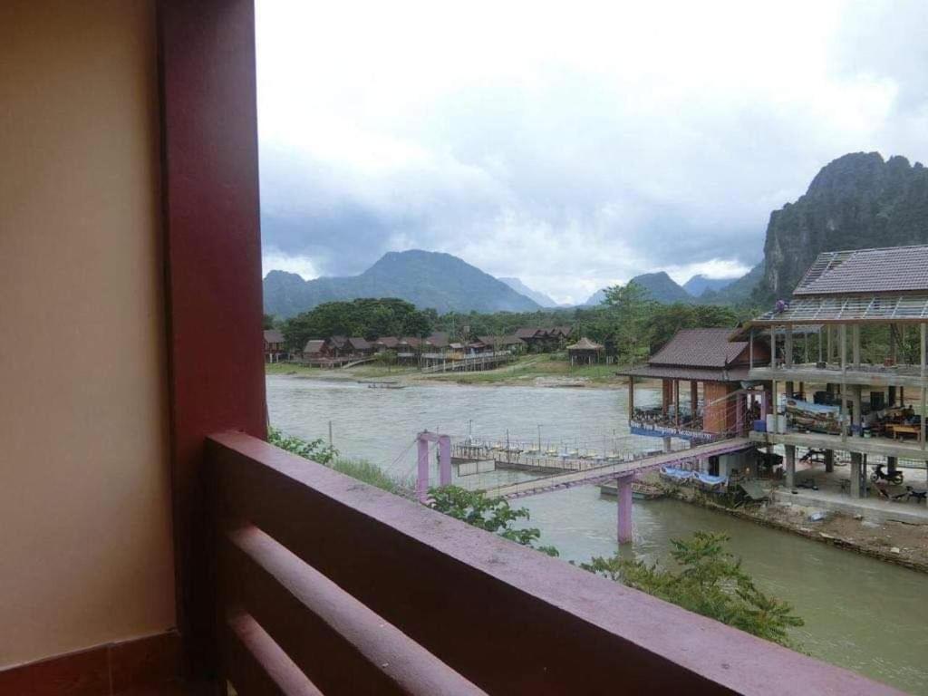 Vang Vieng Mountain View Hotel Bagian luar foto